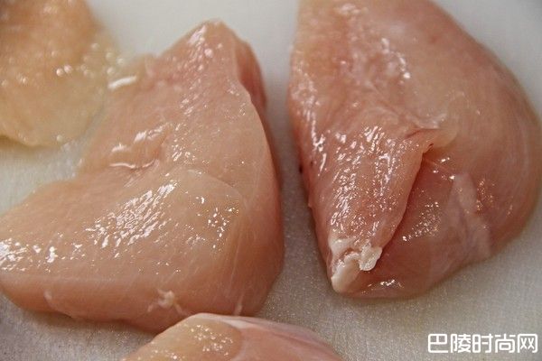 ▲▼鸡肉,生肉,白肉,肉块,生食材。（图／翻摄自pixabay）