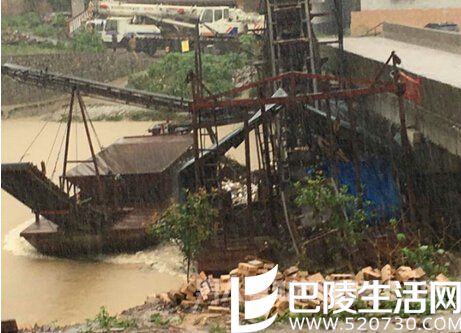 甘肃2女童被洪水卷走