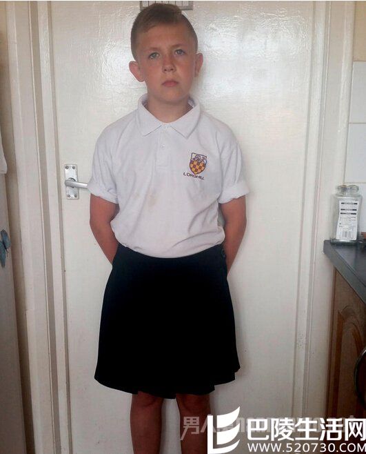 男生穿裙子抗议