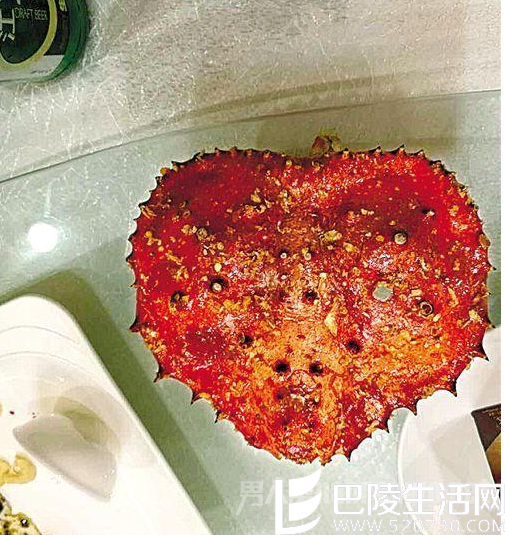 上桌后疑被掉包成死蟹