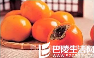 女孩吃完柿子又喝酸奶中毒而死