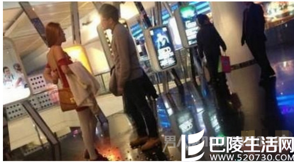 情侣闹分手 情侣闹分手