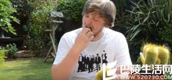 男子直播吃仙人掌