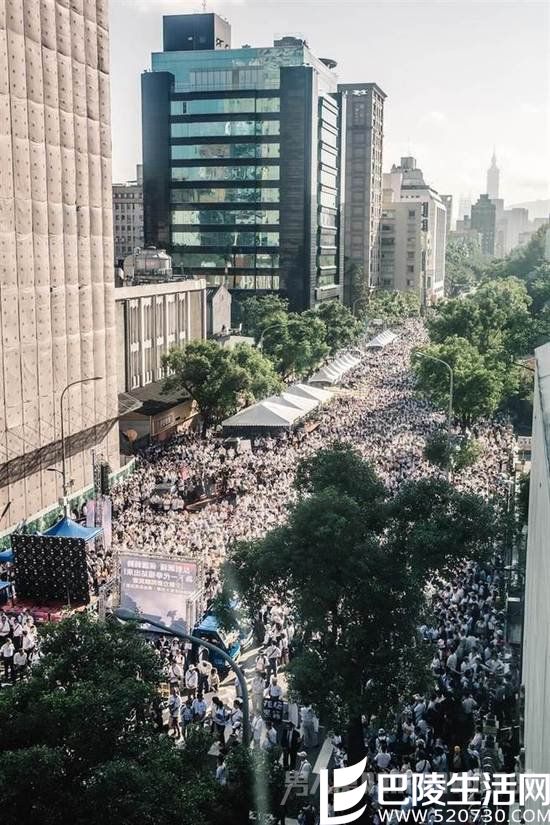 同性婚姻合法化引发骚乱 同性婚姻合法化引发骚乱