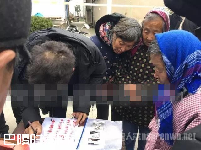 老父杀死儿子后自首 三百余名村民联名为其求情 老父杀死儿子后自首 三百余名村民联名为其求情