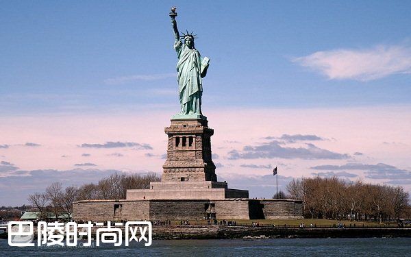美国自由女神像简介