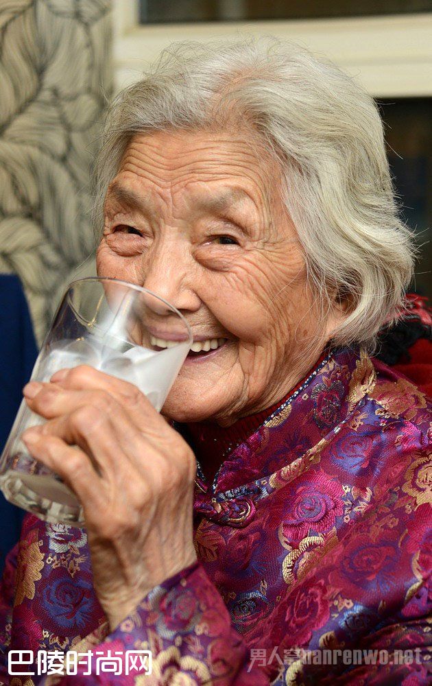 孤寡老人的年夜饭