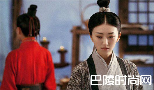 大唐荣耀何灵依结局是什么 大唐荣耀何灵依喜欢谁结局死了吗（2）