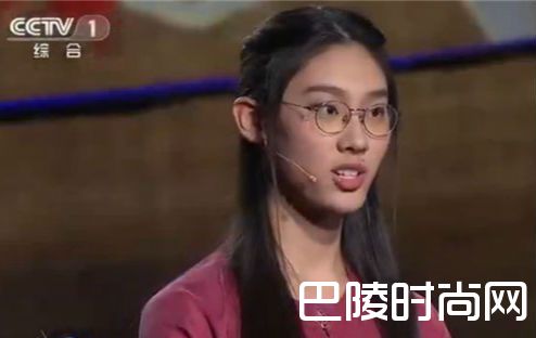 复旦附中女生武亦姝怎么火起来的 武亦姝照片资料走红视频 （2）