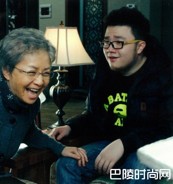 曝导演英达洗钱美国被捕 英达宋丹丹为什么离婚出轨了谁（3）