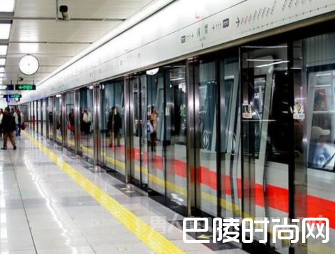 地铁站内 地铁站内