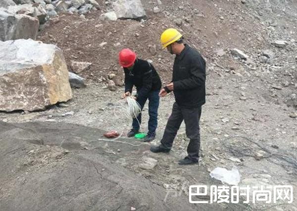 专业人士处理炮弹 专业人士处理炮弹