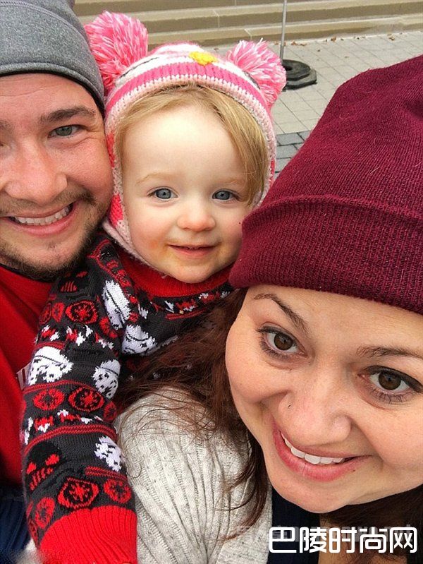 同性夫妻与她们的女儿 同性夫妻与她们的女儿