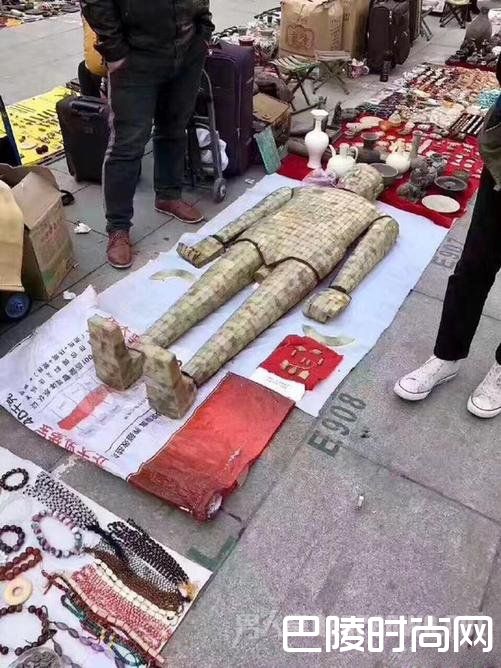 古玩市场现金缕玉衣 古玩市场现金缕玉衣