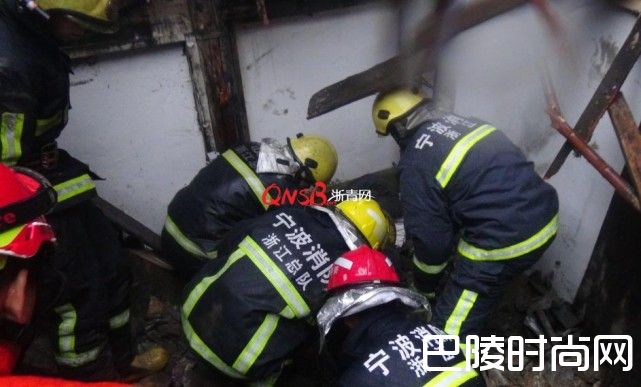 消防官兵营救 消防官兵营救