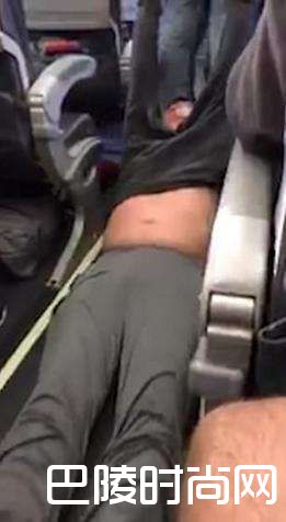 亚裔男子被强行拖拽 亚裔男子被强行拖拽