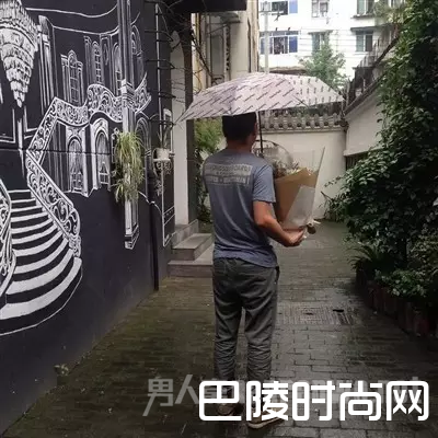 有人租六回帮忙送花