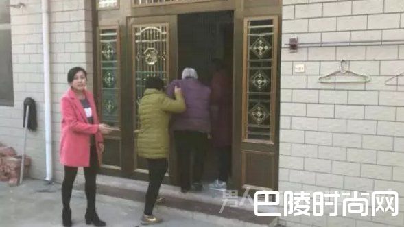 带母亲回家 带母亲回家