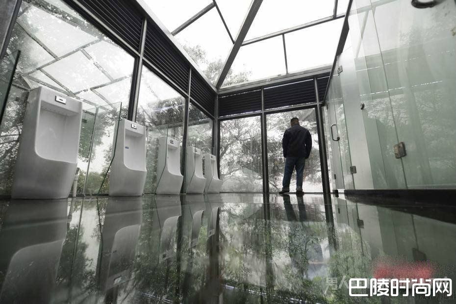 透明厕所 透明厕所