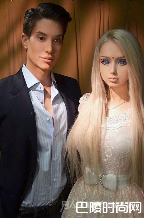 男子整容成真人版“芭比男友”