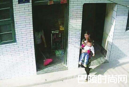 “熟人”伸手就抱孩子