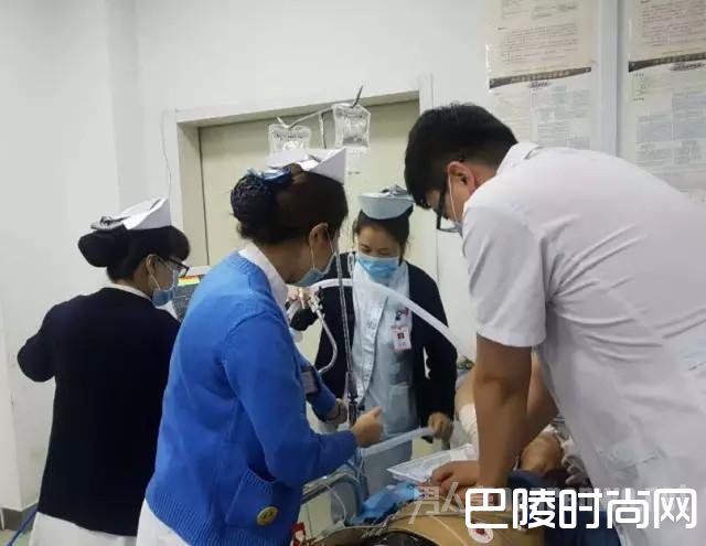 医生抢救病人 医生抢救病人