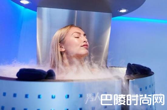 冷冻保存是把身体深度冻结在-196 C 冷冻保存是把身体深度冻结在-196 C