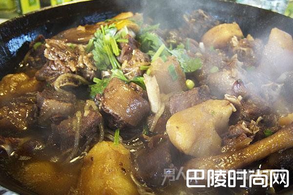 蘑菇炖鸡卖894元 蘑菇炖鸡卖894元