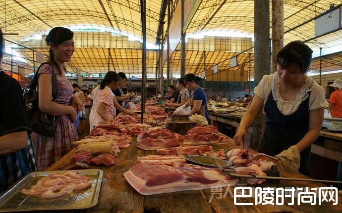 卖肉摊位 卖肉摊位