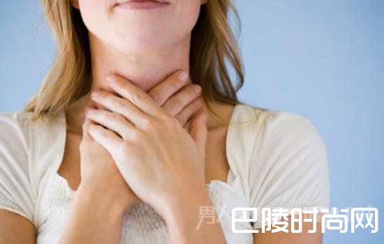 看见男生咽口水