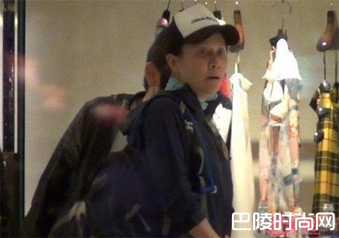 刘嘉玲老到认不出