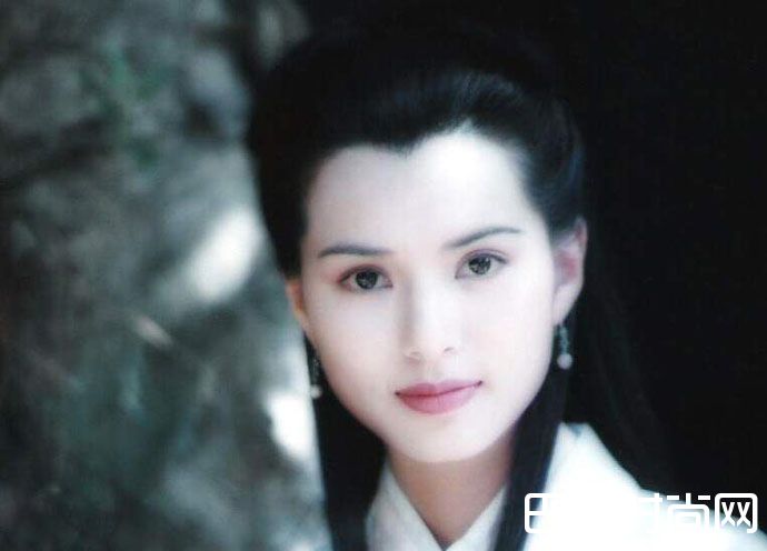 偶遇李若彤仍美貌