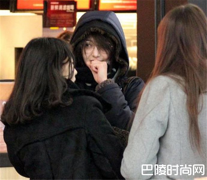 郑爽爸爸声援女儿