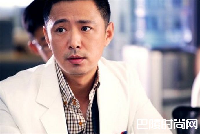 尔豪携神秘女出游