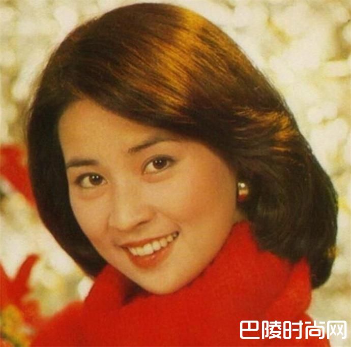 林凤娇年轻时的照片