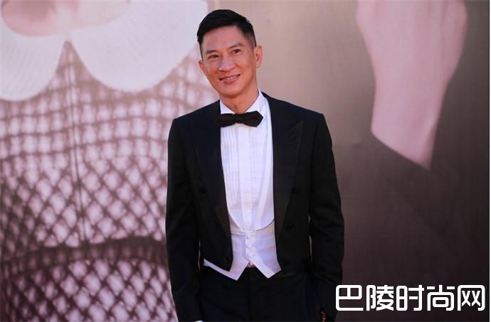 关咏荷张家辉离婚