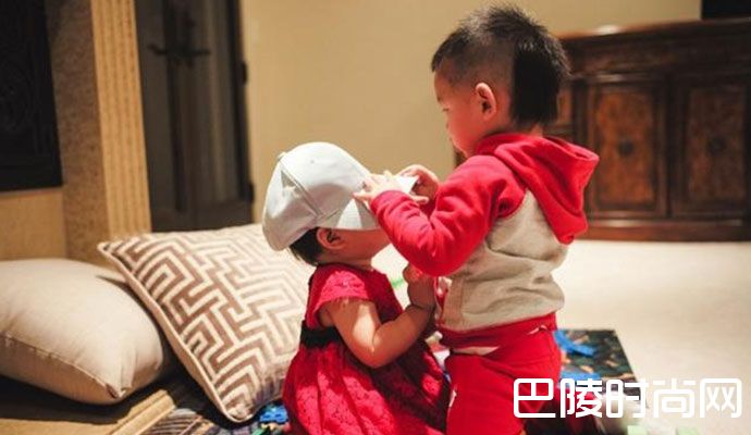 赫子铭家庭背景