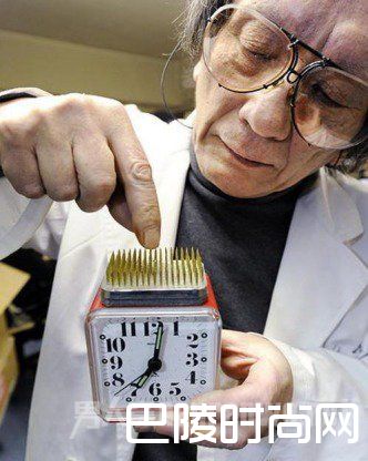 带刺的闹钟 带刺的闹钟