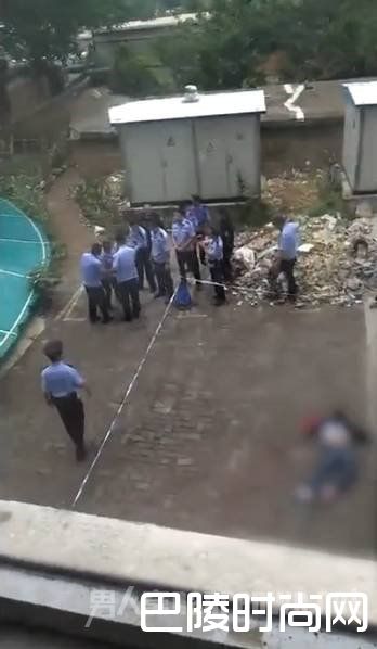 复读生跳楼死亡