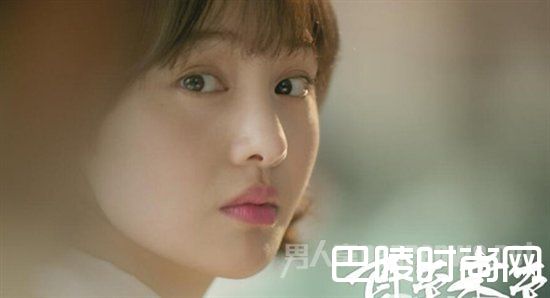 回眸一瞥 楚楚动人