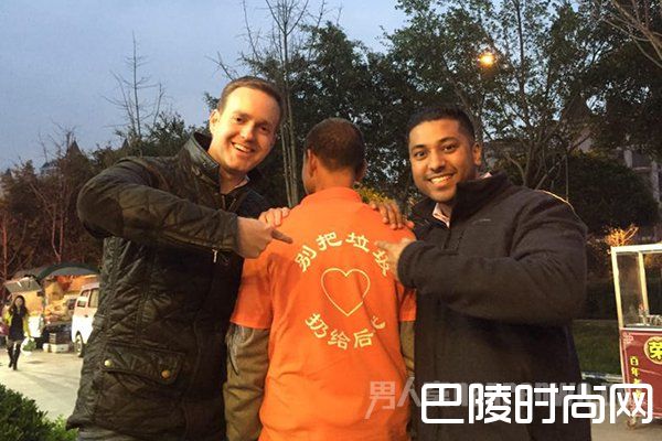 身家上亿捡垃圾 身家上亿捡垃圾