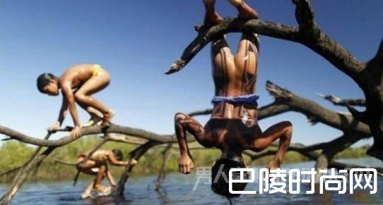 原始部落的全裸生活 原始部落的全裸生活