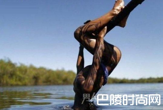 原始部落的全裸生活 原始部落的全裸生活