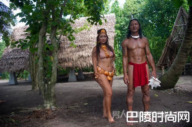 小岛美女贝壳遮羞 小岛美女贝壳遮羞