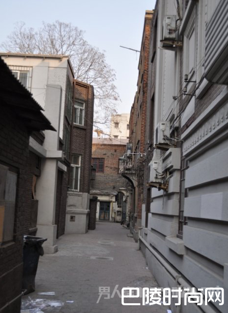 游客在游民巷被打