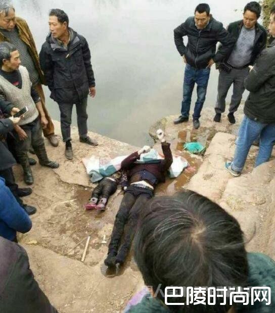 抱着自己一岁多的女儿跳河自杀