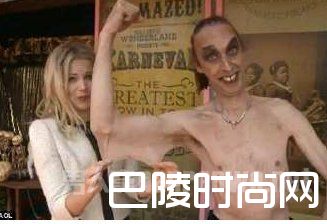 皮肤随意拉扯 皮肤随意拉扯