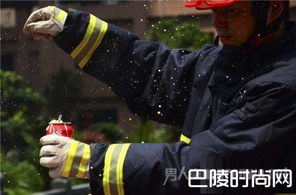 碳酸饮料爆炸实验