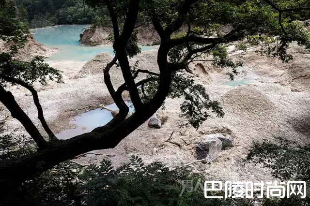 地震后的火花海 地震后的火花海