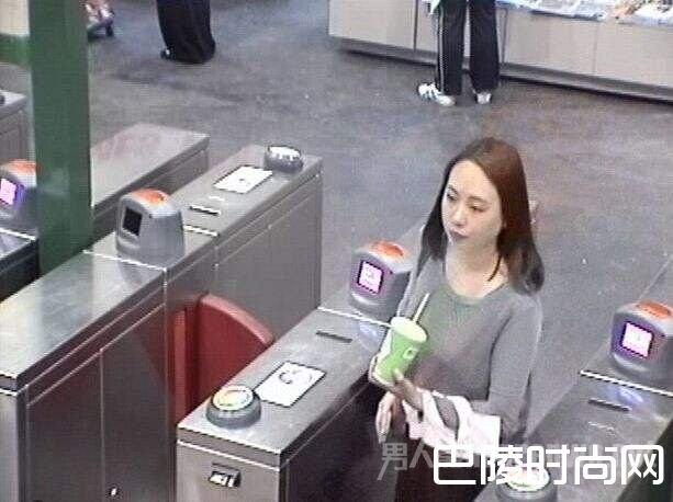 冷梦梅生前照片